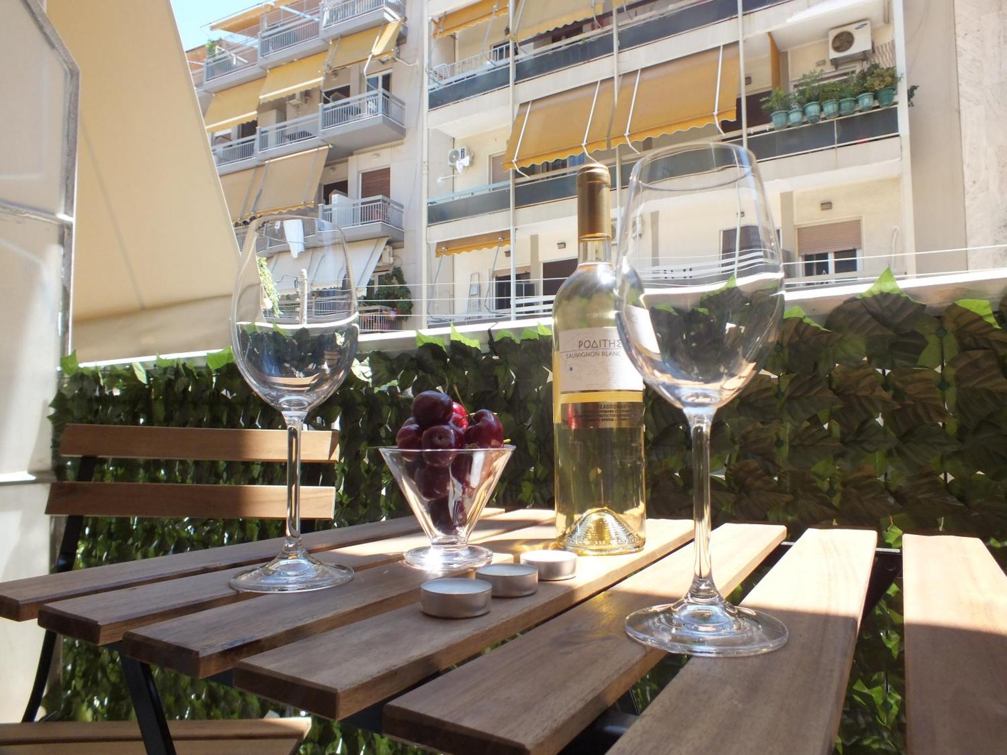 Cozy Apartment At Panormou Metro, Athens City Center Exterior photo